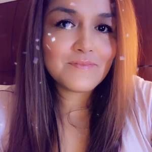 Meet your Posher, Tomasa